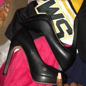 Black classy heels